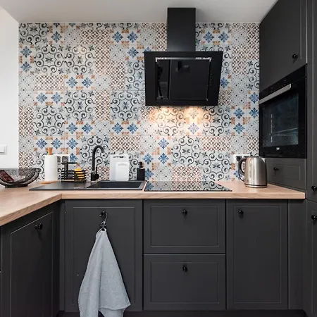 Gornoslaska 1 By Homeprime Apartment *